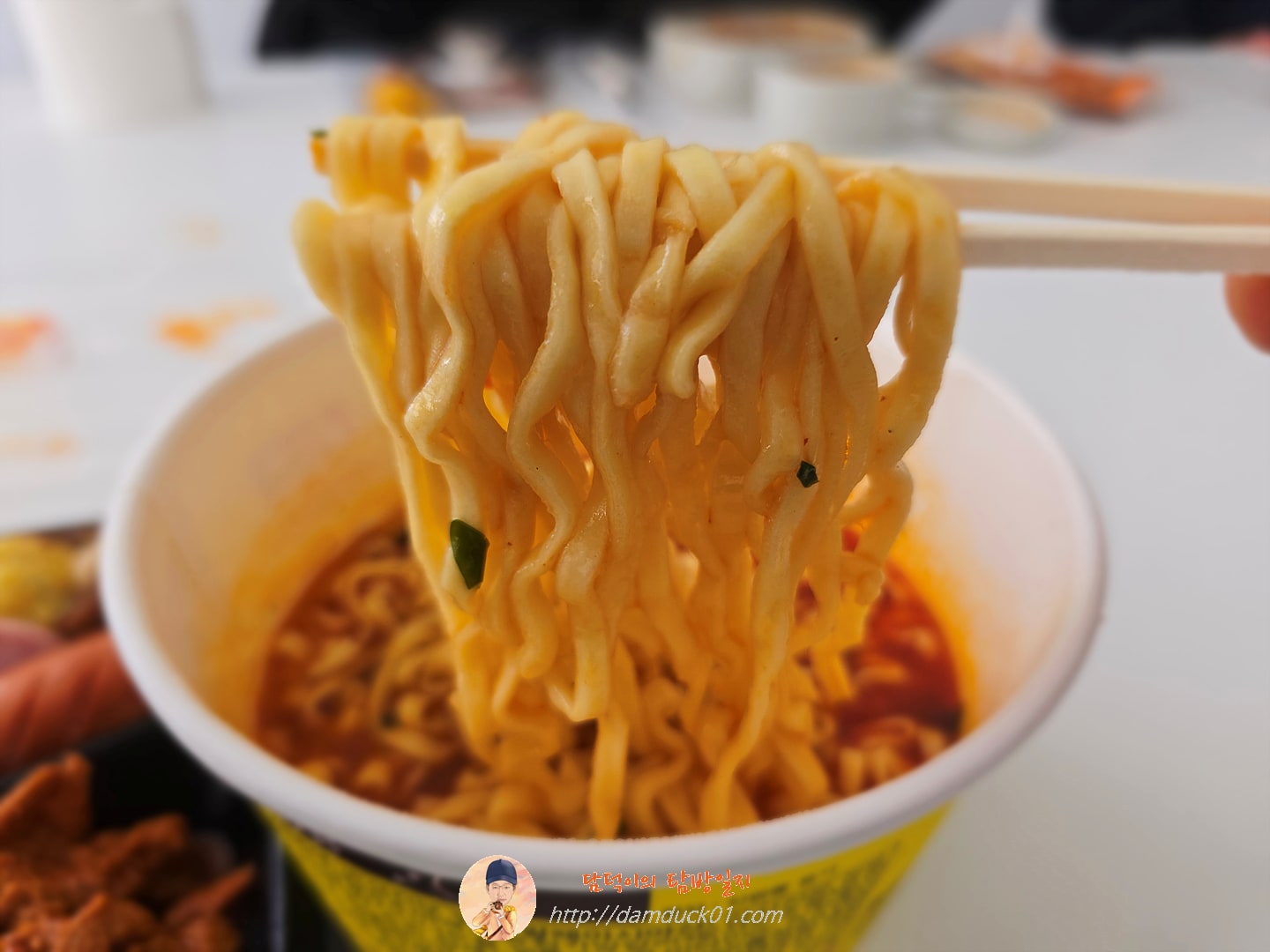 오뚜기 진짬뽕 컵라면