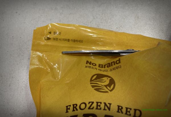 이마트 노브랜드 냉동 새우살(적새우살)(라면 부재료) 2023년 1~3월 포장 지퍼 고장