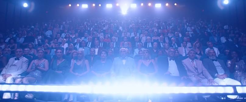 영화 '서브스턴스(The Substance)' 관람평 - 현대 사회의 외모 지상주의와 젊음에 대한 집착 풍자