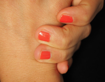 손톱 자르는 꿈 의미 해몽, 상황별 풀이 확인하기