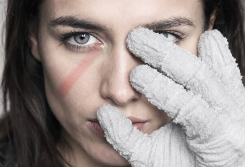 뇌졸중 전조 증상, 눈이 먼저 신호를 보낸다? 반드시 알아야 할 징후