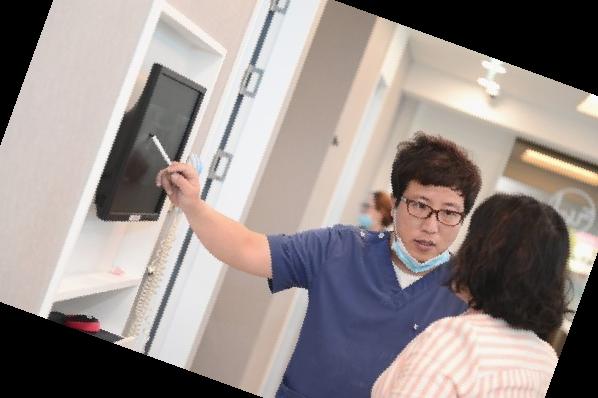 잇몸 내려앉음 치료