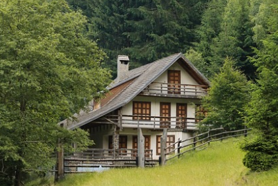 자연휴양림의 아름답고 작은 산장