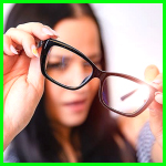 안경을 쓰다 안쓰다하면 썸네일 이미지