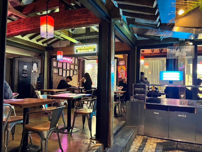 아트몬스터 내부 모습