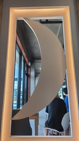 카페 이견대