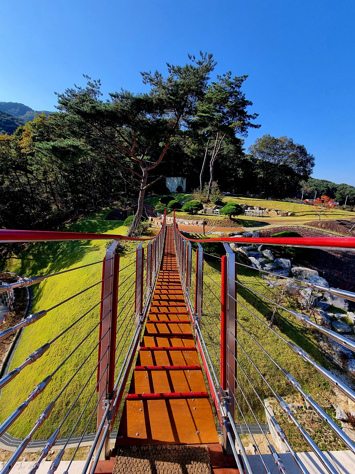 강원도 원주 포트힐 카페: 미니 출렁다리와 루프탑 정원, 산 뷰가 예쁜 곳