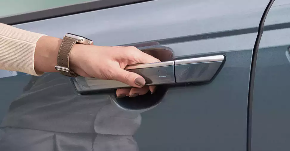 2024 더 뉴 카니발 편의사양