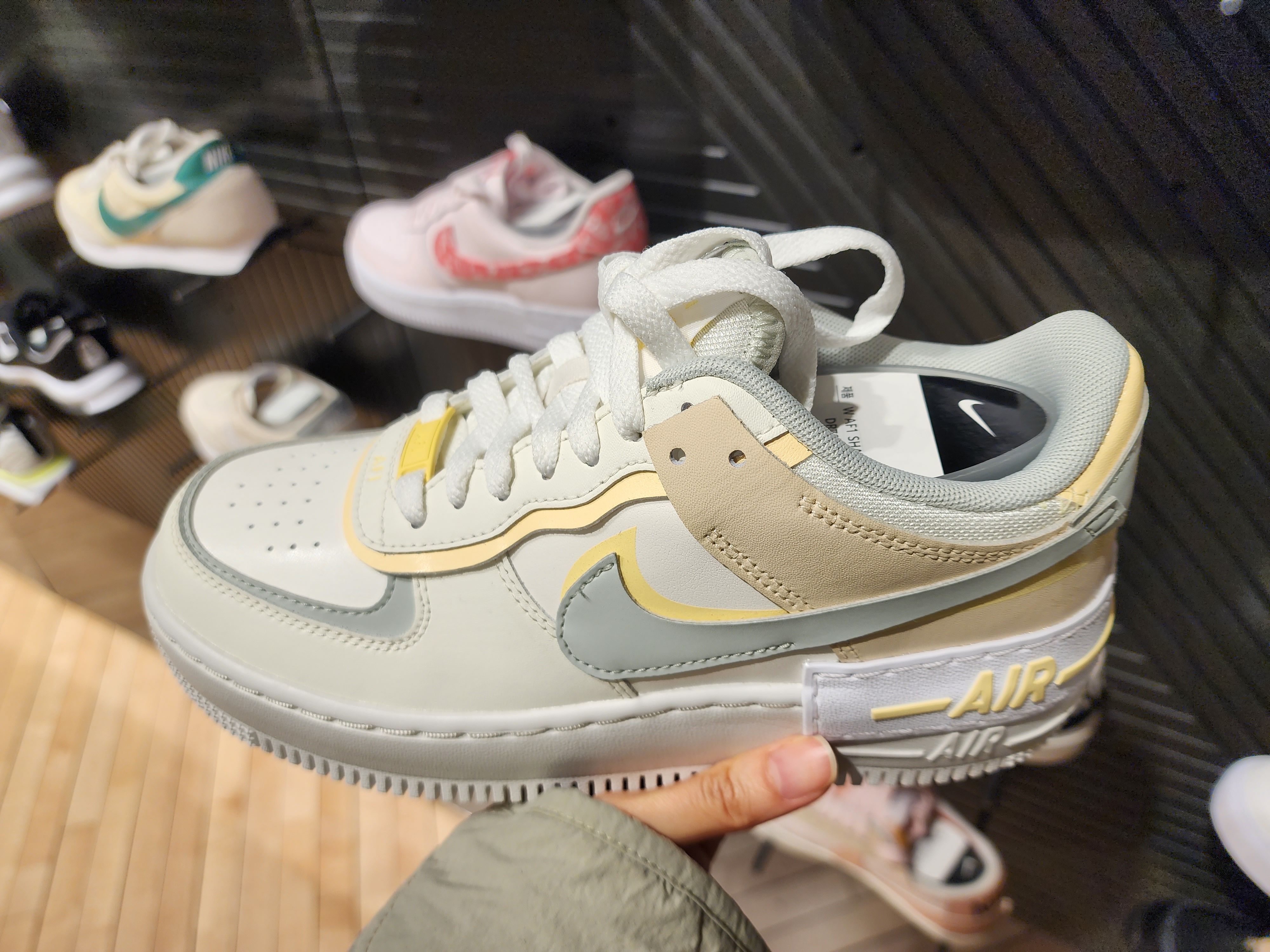 나이키 에어포스1 쉐도우