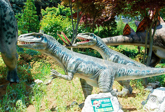 옥토끼 우주센터 공룡의 숲