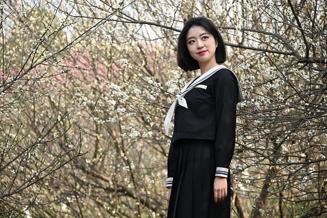 더보기
1930년대 한국 교복 스타일의 변화와 복원 도전기