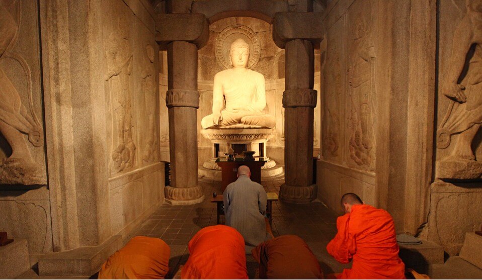 석굴암 정기법회