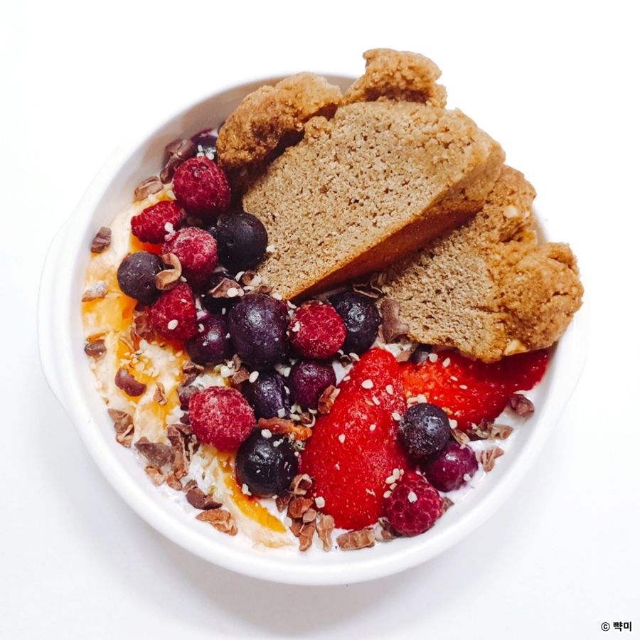 아몬드가루-모카빵-요거트볼-다이어트-레시피