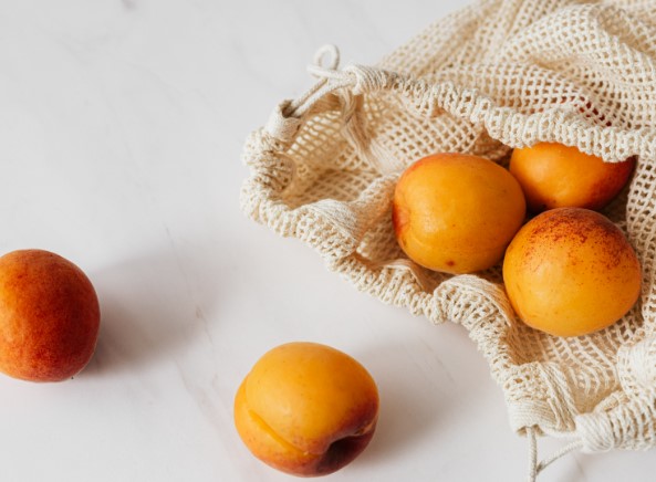 복숭아와 상극인 음식