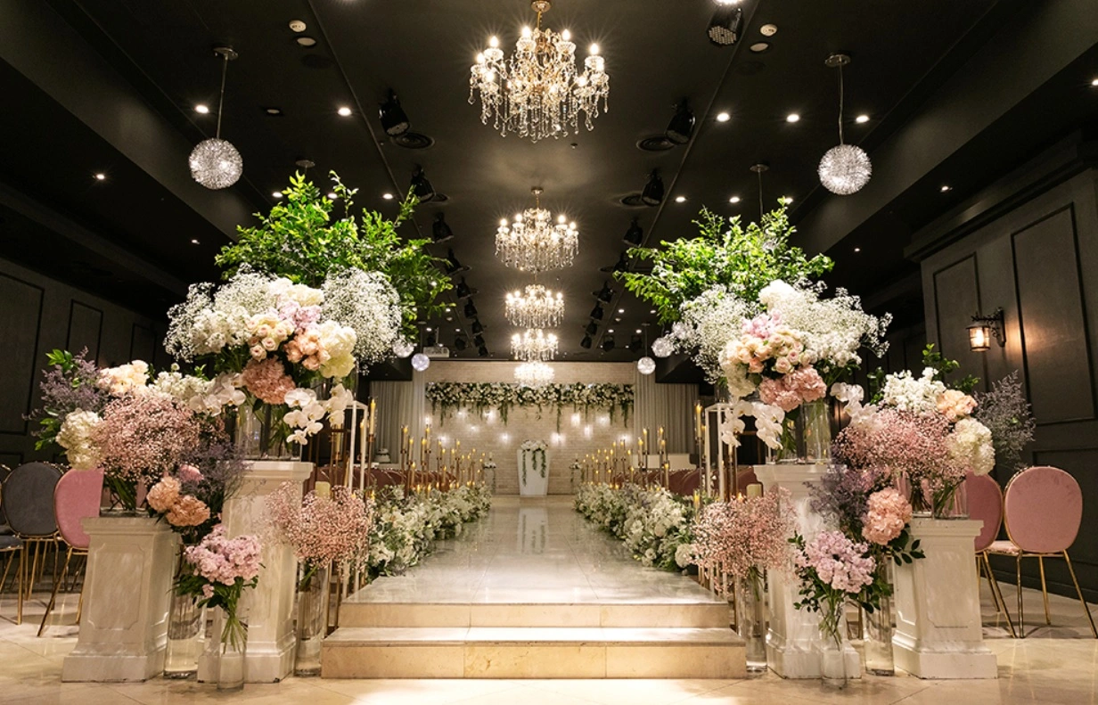 화사하고-아늑한-더휴웨딩홀-내부모습