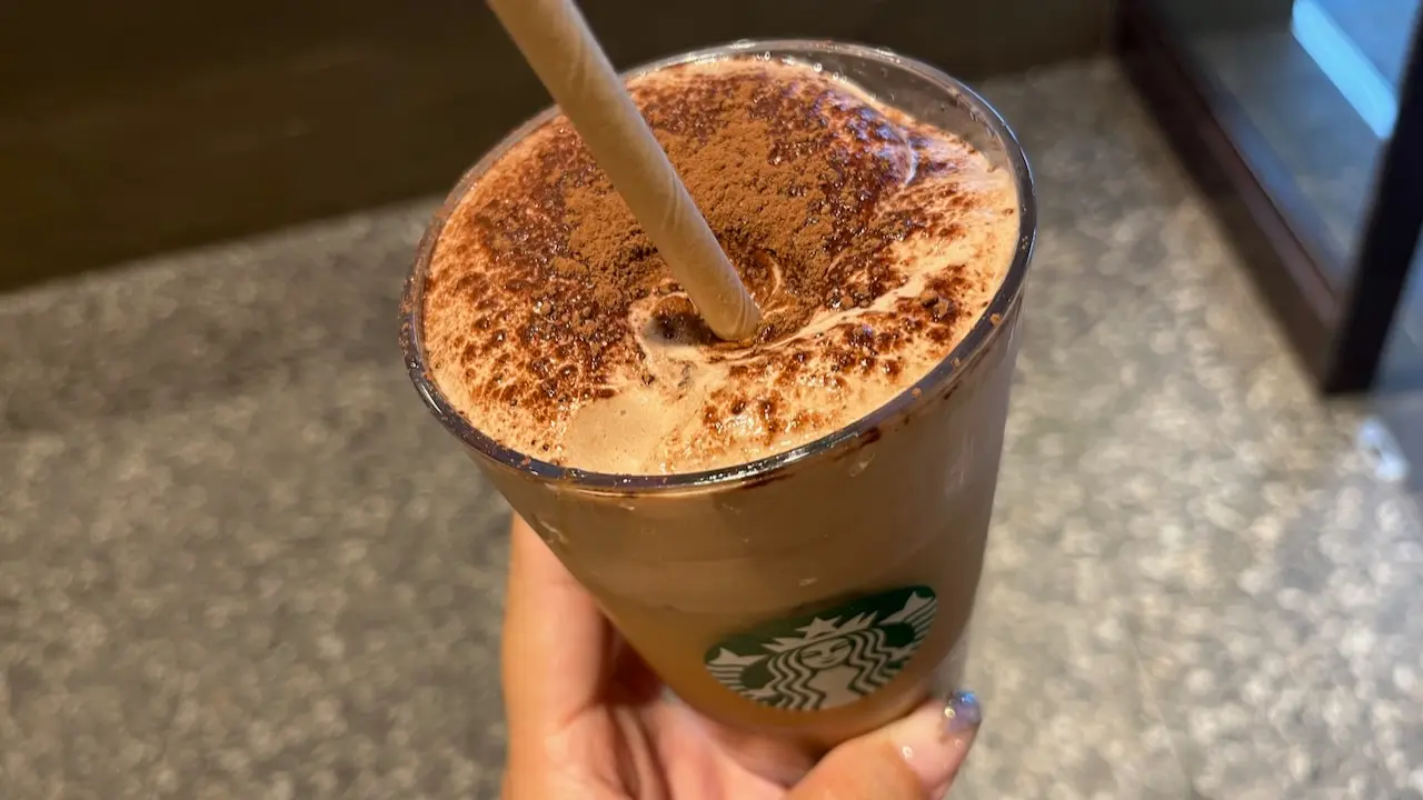 초콜릿 무스 라떼는 어떤 맛일까?