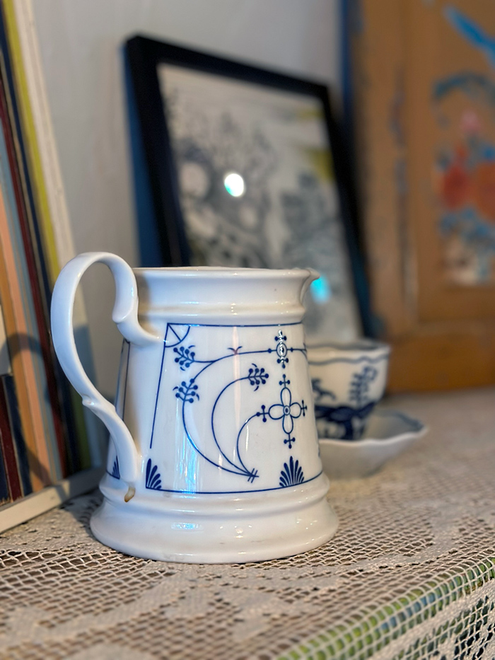 을지로 신상 카페 을지작업 CAFE & BAR 낮에는 커피, 저녁엔 칵테일바