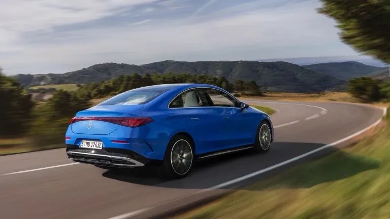 벤츠 더 뉴 CLA 250 이미지