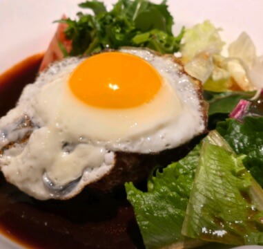 생생정보 오늘 또 방문 스타밥집 영화 친구 배우 서태화 추억의 맛 명동 함박스테이크 맛집 그릴데미그라스 