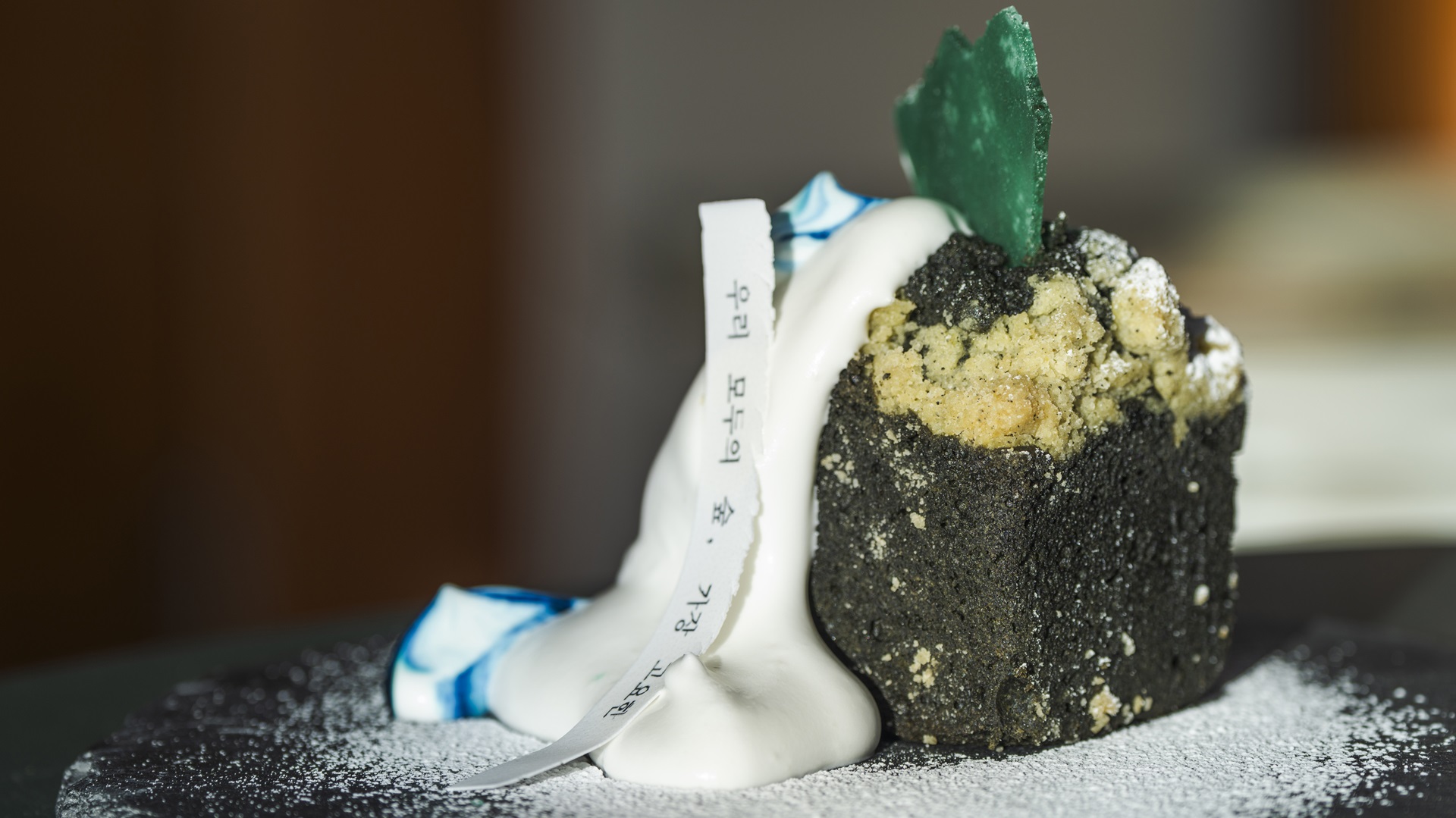 카페사사X고요손 콜라보 디저트 우리 모두의 숲