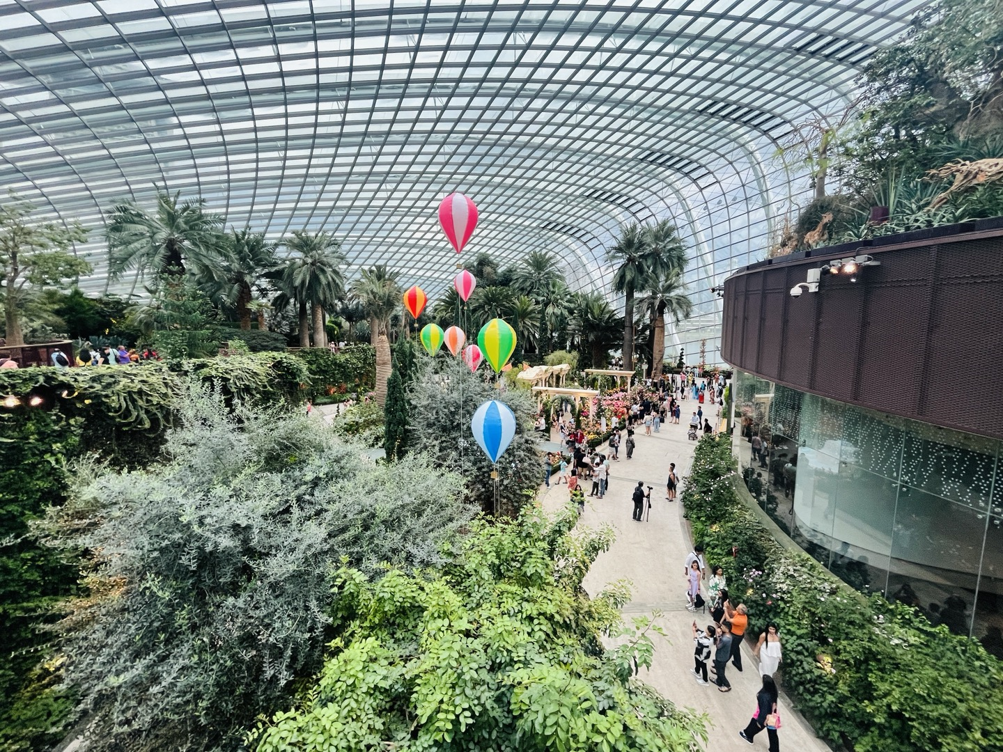 가든스 바이 더 베이 플라워돔 클라우드 포레스트