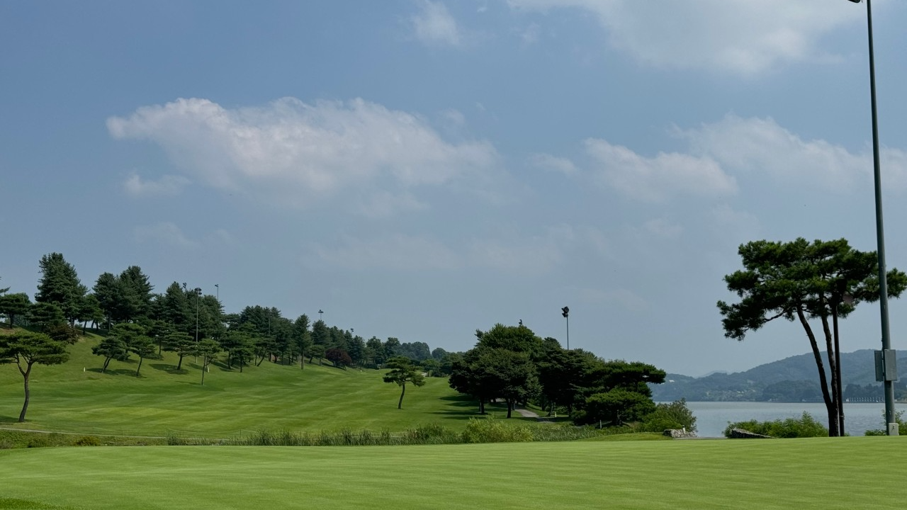 임페리얼 레이크 컨트리클럽