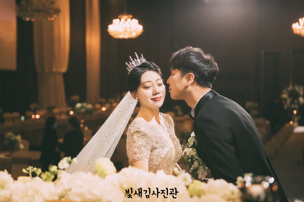 mj컨벤션 본식서브스냅 파티오볼룸 신랑신부 연출 원판 