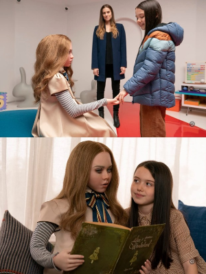 가운데 젬마, 메간과 손을 잡고 있는 케이티