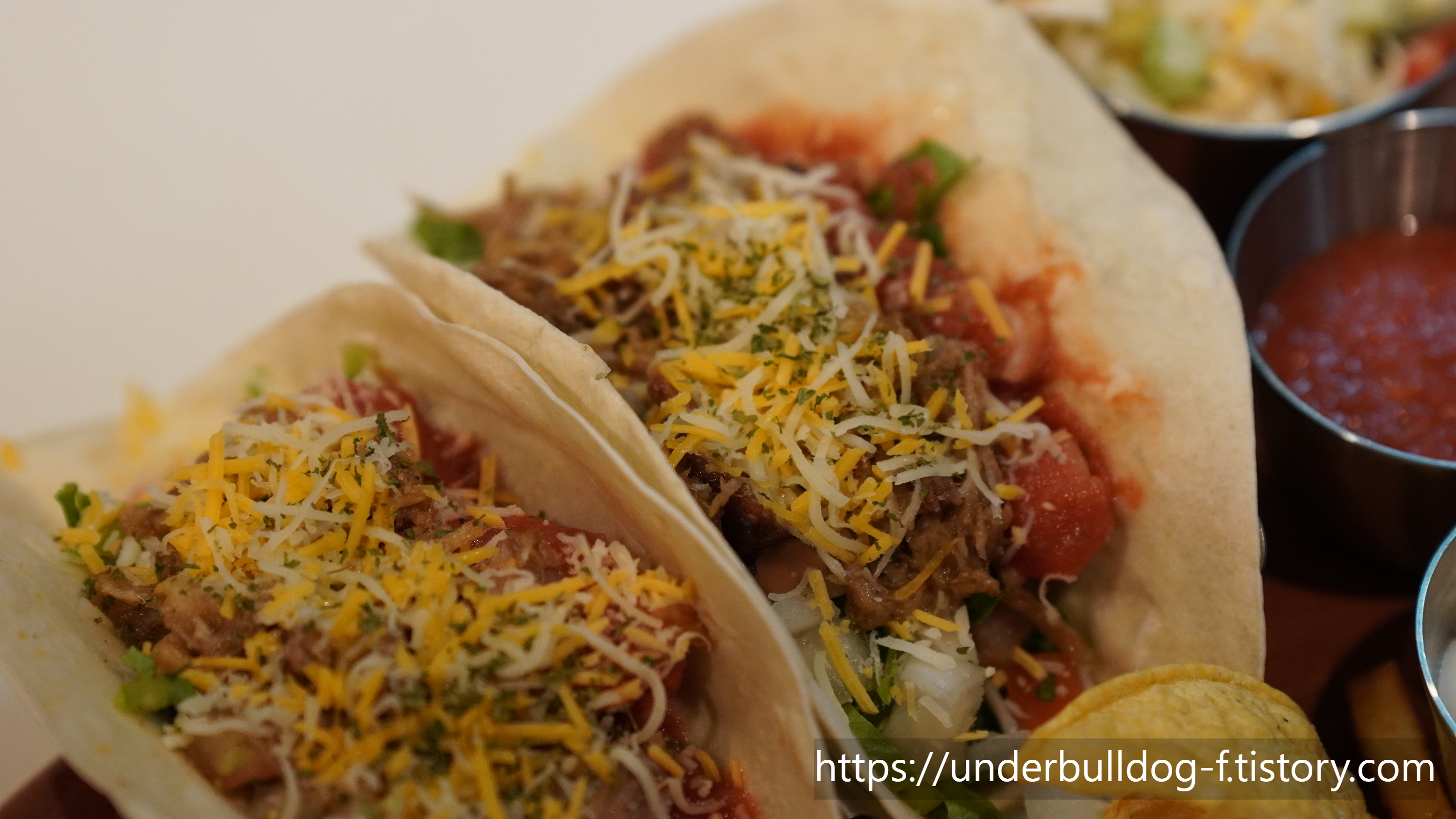 타코부터 퀘사디아까지 한 번에 즐길 수 있었던 퀘사디아 콤보