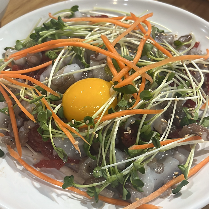 미미네 육회 탕탕이