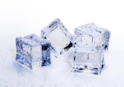 아이들을 위한 여름철 놀이-얼음