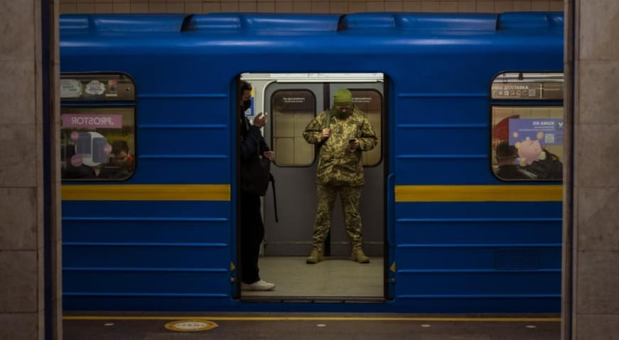 [급박하게 돌아가는 러-우크라이나] 설마 했는데 러시아의 강공 시작되나 VIDEO: Russian President Putin Announces Military Operation in Ukraine