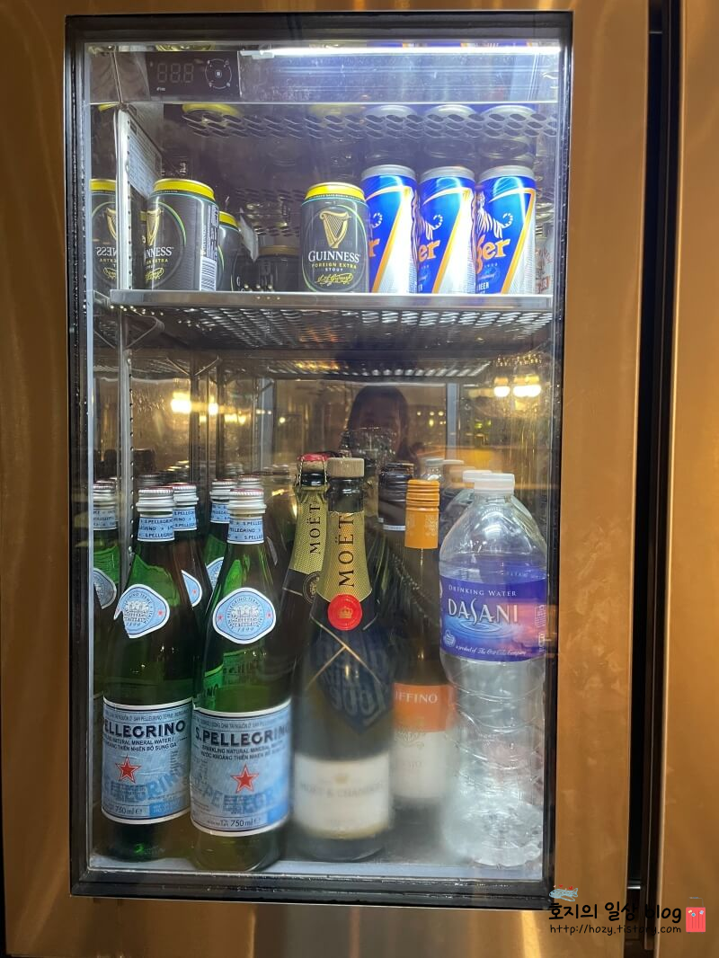 싱가폴 창이공항 캐세이비즈 라운지 음료