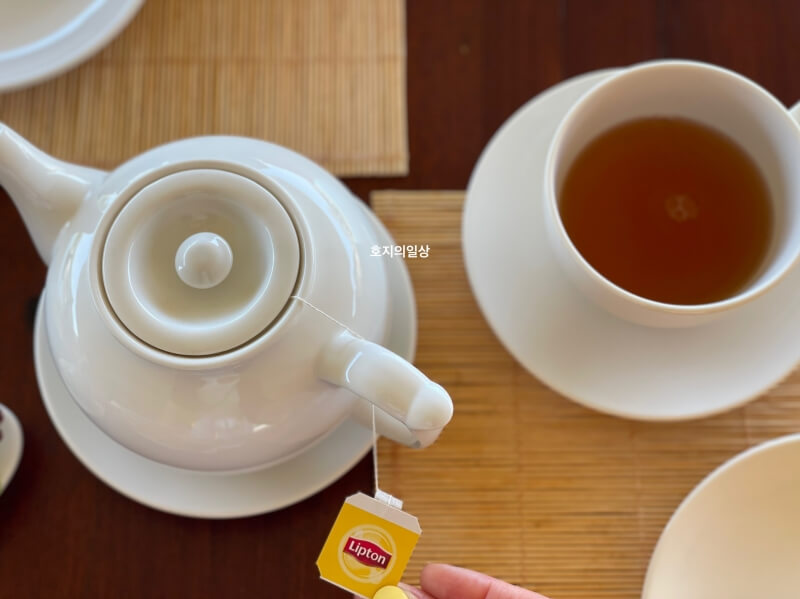 나트랑 아나만다라 올인클루 애프터눈티 립톤티