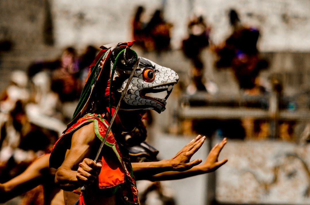 'Solojigok' (the title of the show).