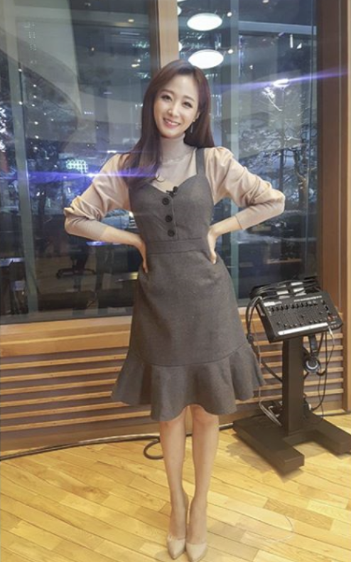 강다솜 각선미