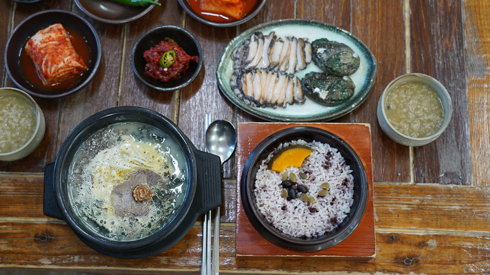 휴애리 근처 맛집