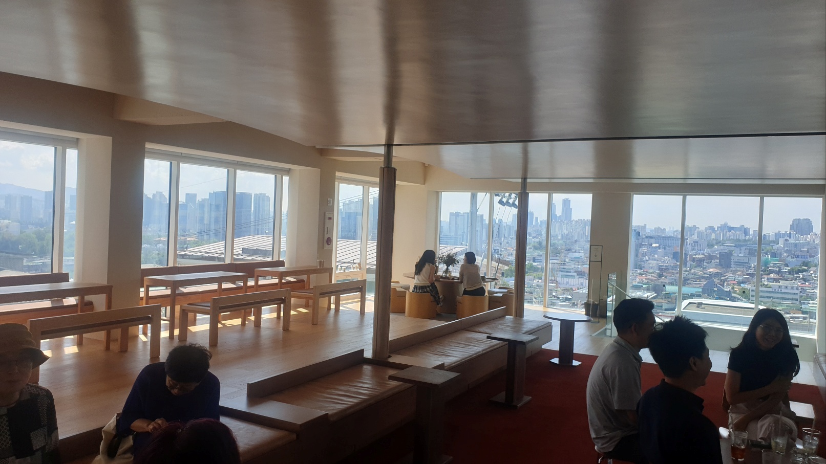 콤포타블 남산 &amp; 그랑핸드 남산