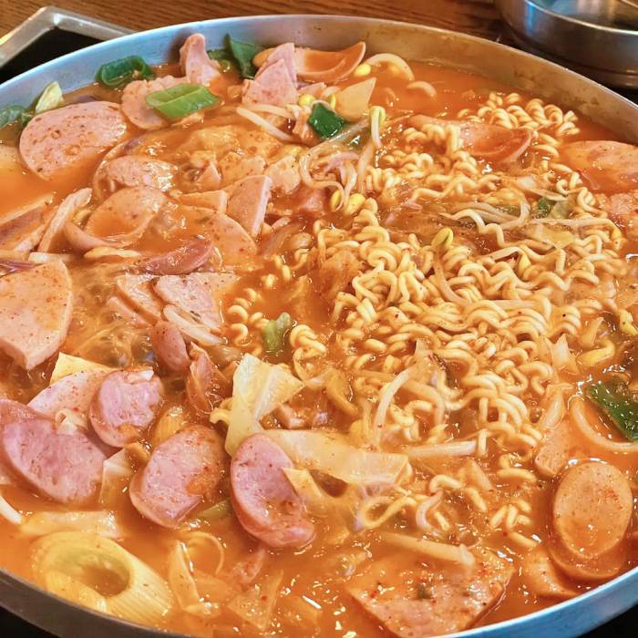 생방송투데이 안양 평촌 수제 부대찌개 맛집