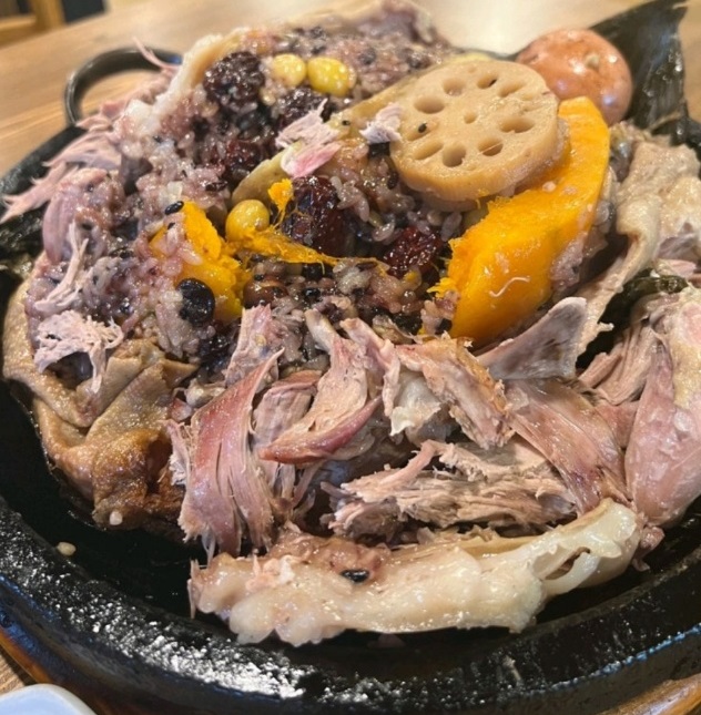 동네한바퀴-부천-연잎-오리진흙구이-청기와오리촌