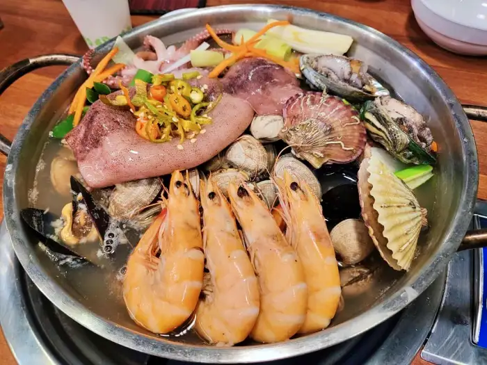 생방송 오늘저녁 화성 융건릉 해물 칼국수 맛집