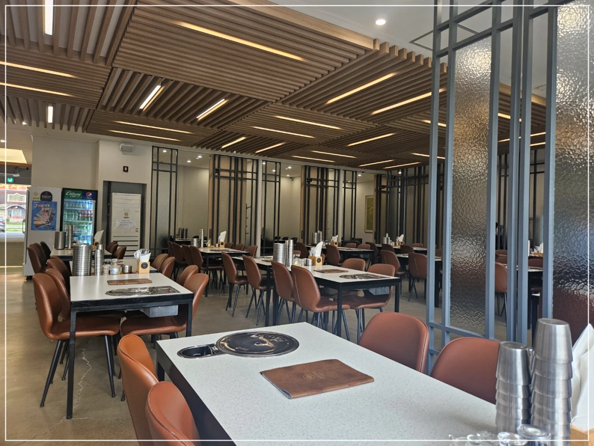 만포면옥-매장-테이블