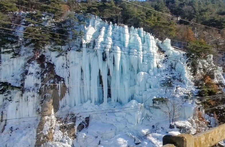 철원 한탄강 얼음트레킹 축제