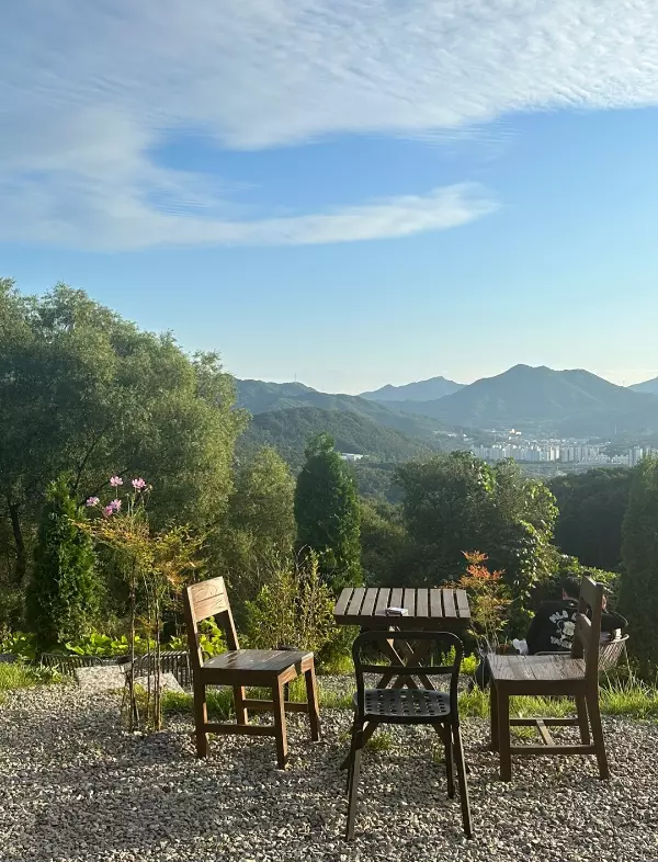 남양주 카페 써라운드 외부