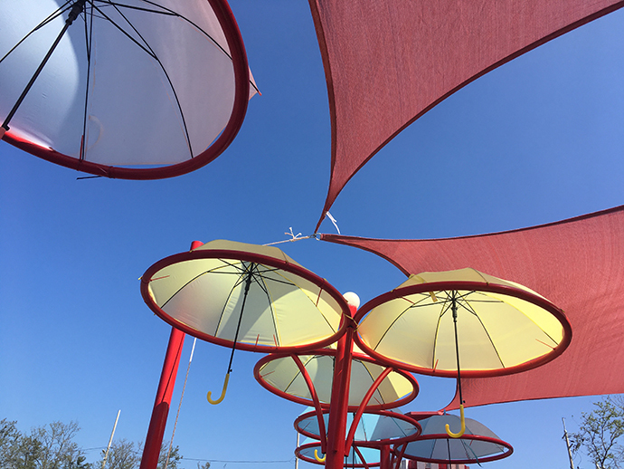 호떡당-테이블-위-우산