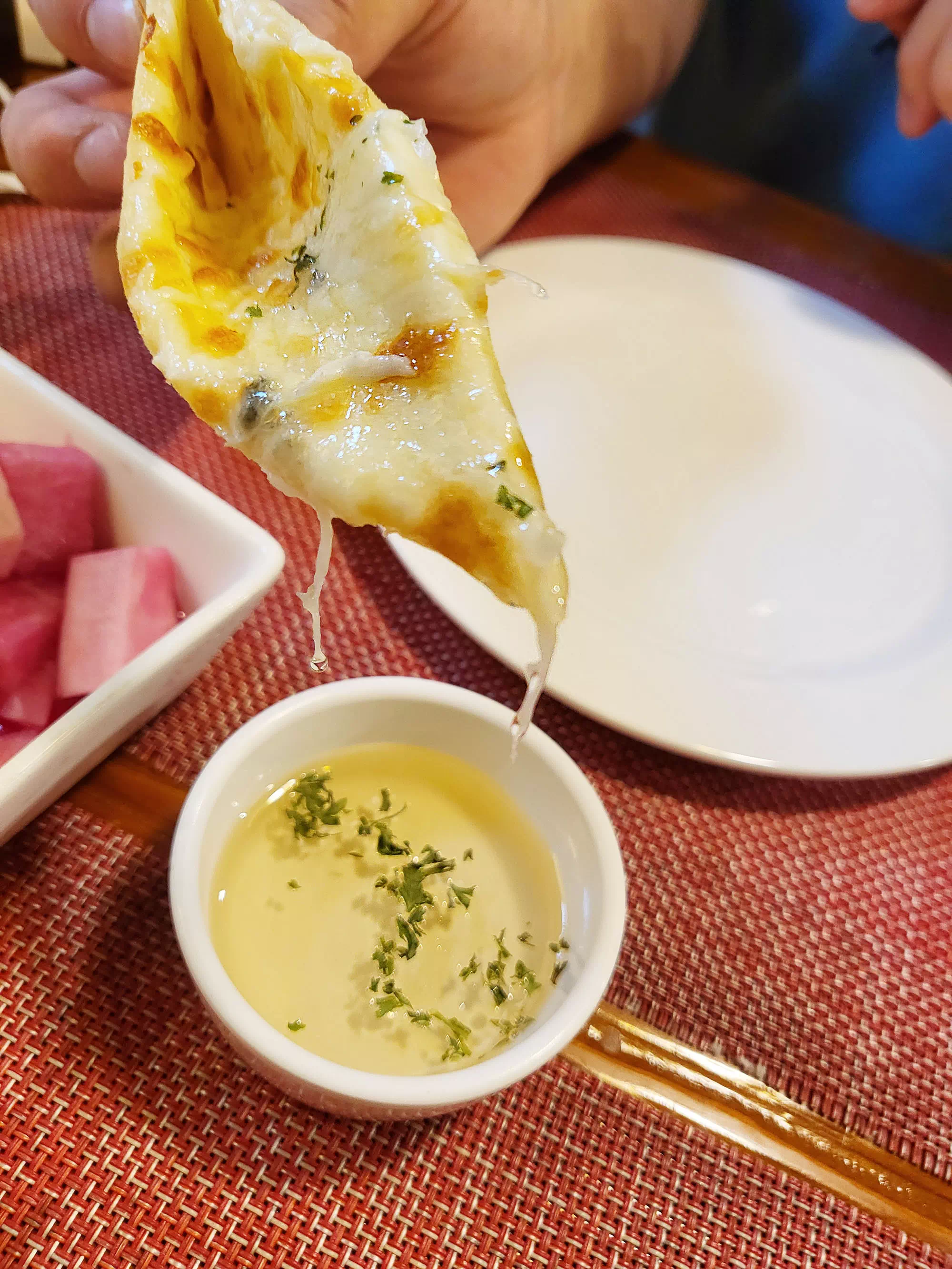 꿀과 함께 먹는 피자