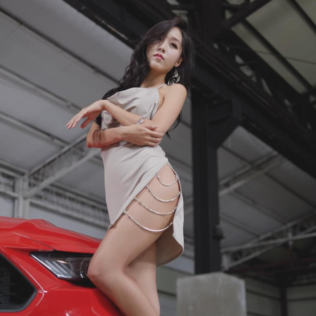 레이싱모델 김가온 엉벅지 섹시 드레스 몸매