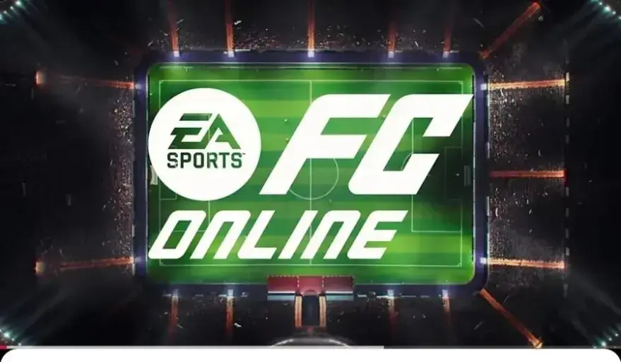 "EA SPORTS FC 온라인 로고가 축구 경기장 중앙에 크게 표시된 이미지로, 경기장은 야간 조명 아래 팬들로 가득 차 있고, FC 온라인의 박진감 넘치는 분위기를 표현함"
