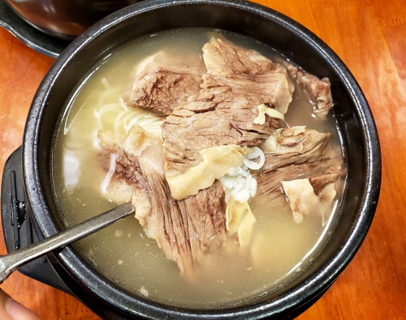 마포 대표 설렁탕 '마포옥 한우양지설렁탕'