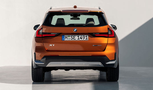 BMW X1 후면부&#44; 머플러&#44; 리어 범퍼